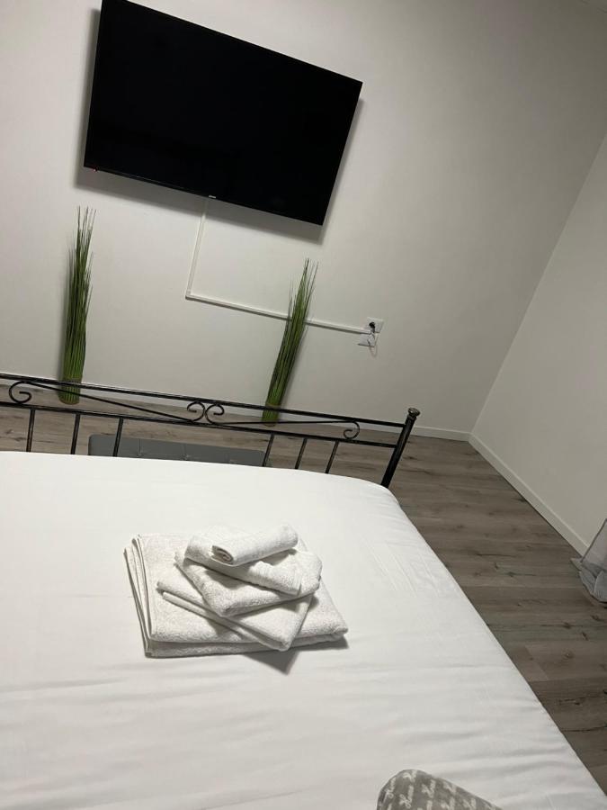 B&B Clesio & Residence Buonconsiglio Apartments ترينتو المظهر الخارجي الصورة